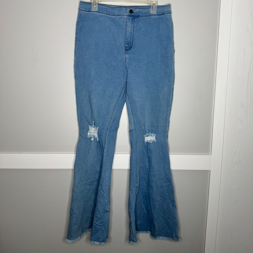 Daisy Flare Jeans Womens 2X‎ Light Blue Distressed High Rise Stretch Denim